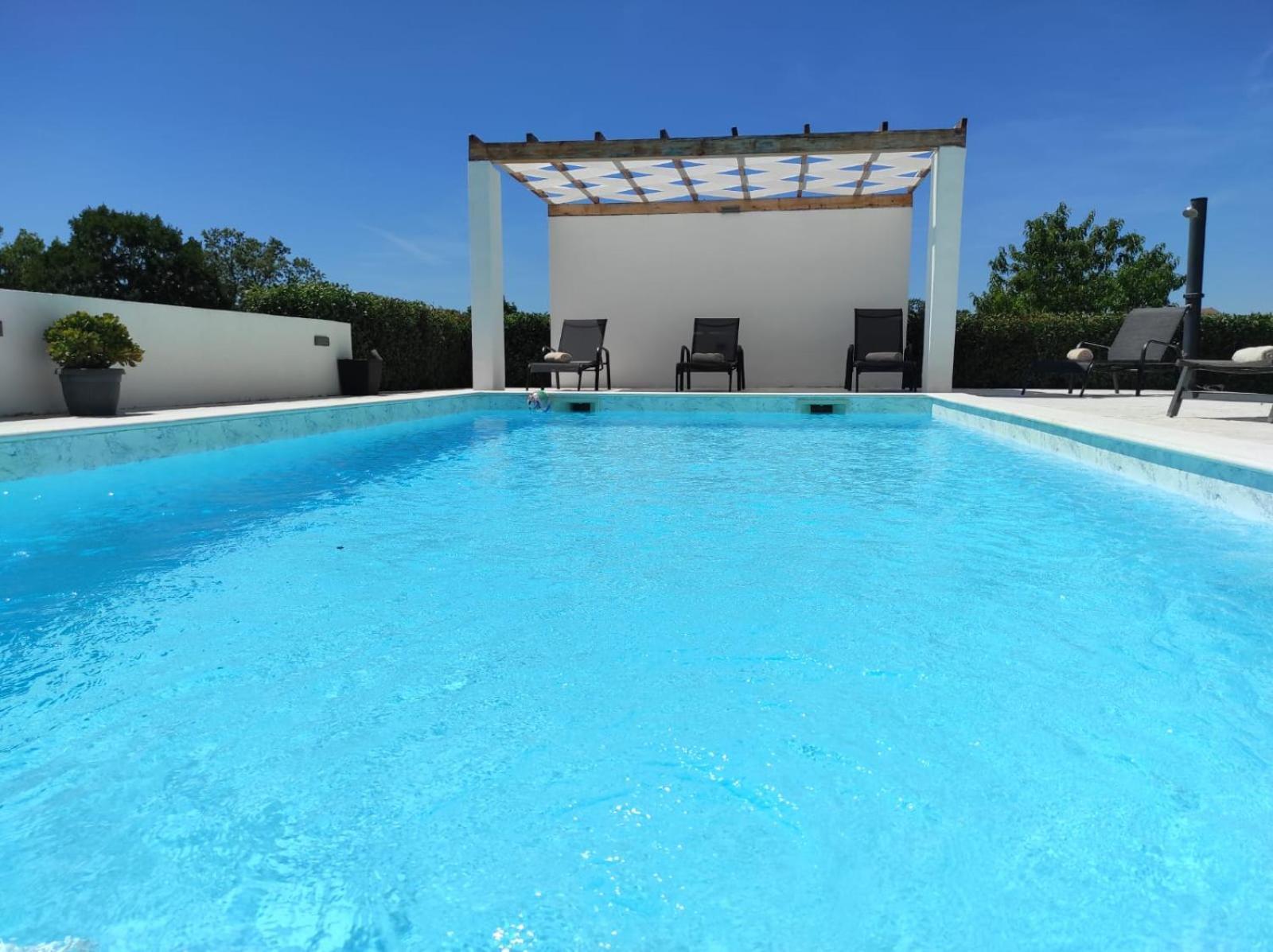 Holidayhouse Alirio With Heated Pool. Vrsi Exterior foto
